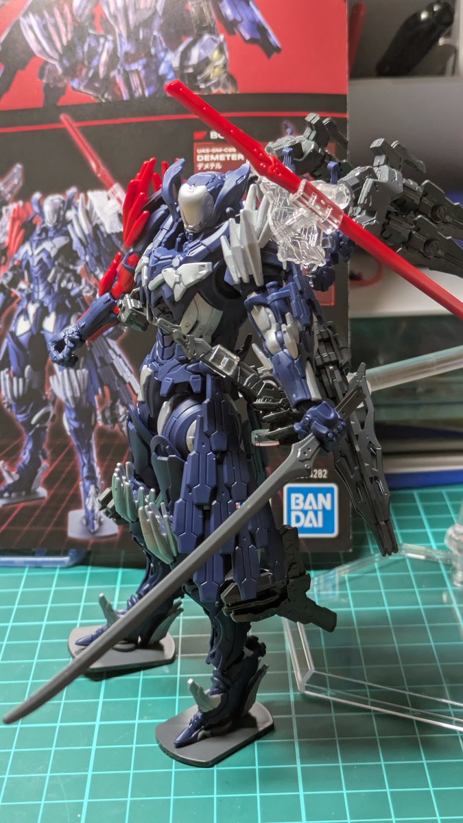 fateth0217's tweet photo. 名状しがたいもの出来たー！
素組みでもカッケー！
スミ入れするだけでもカッコよくなる
#30MLで遊ぼう https://t.co/azNhx12sW9
