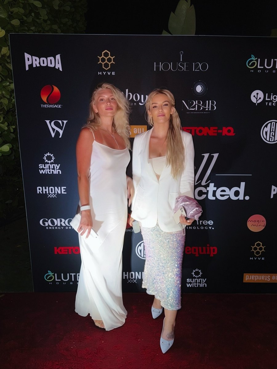 leahmccourtmma's tweet photo. At the Well Connected Gala at The Standard Miami, meeting people shaping the future of wellness. Iconic setting and the most ambitious room of founders and innovators.
#wellnessocietyy #wellconnectedofficial #izzyroseskin https://t.co/KGzqD6wWXT