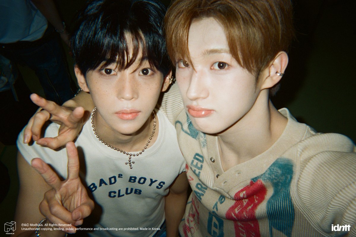 id1files's tweet photo. 📷 260926 idntt kids return music video on-site film camera photo behind

#kimdohun #김도훈 #idntt #아이덴티티 https://t.co/tlr8I7As0b