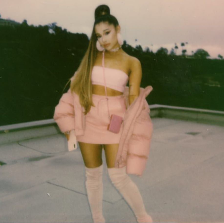 thearianahub's tweet photo. “bloodline” is now Ariana Grande’s first non-single to reach 700 million streams on Spotify. 

— “needy” (670M) is her next non-single to reach the milestone on the platform. https://t.co/K44EwHR8aK