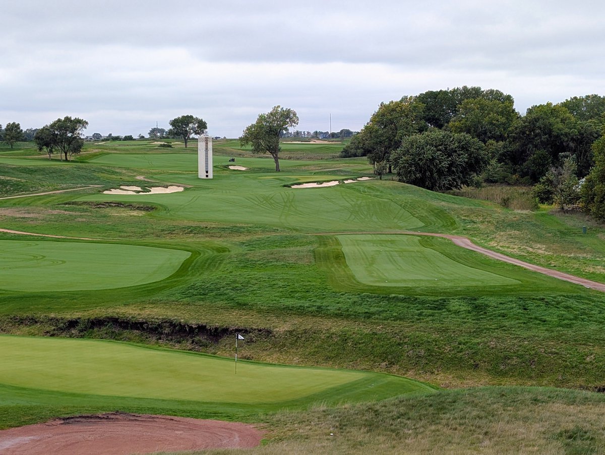 MidwestGolfJake's tweet photo. My 2nd time playing Mapleton in Sioux Falls, SD. This is Scott Hoffman's follow-up to the wildly popular Lost Rail. 

Mapleton is really good! It's gotta challenge Sutton Bay for the top ranked course in South Dakota...though I still need to see Sutton Bay to make that call.

Great club, great course, great staff. And now a 6 hole short course as well. The short course is great fun!