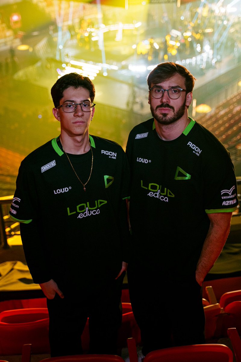 BatiVal_'s tweet photo. 2-0 vs @EDG_Edward, começamos o campeonato com o pé direto e muito feliz por isso. Monstro @tkzinvlr 3 aces na partida 🐐
Preparação, treino e consistência esse é o nosso método 
BORA BORA 🤙🏻 #goLOUD https://t.co/Vf2It6QybO