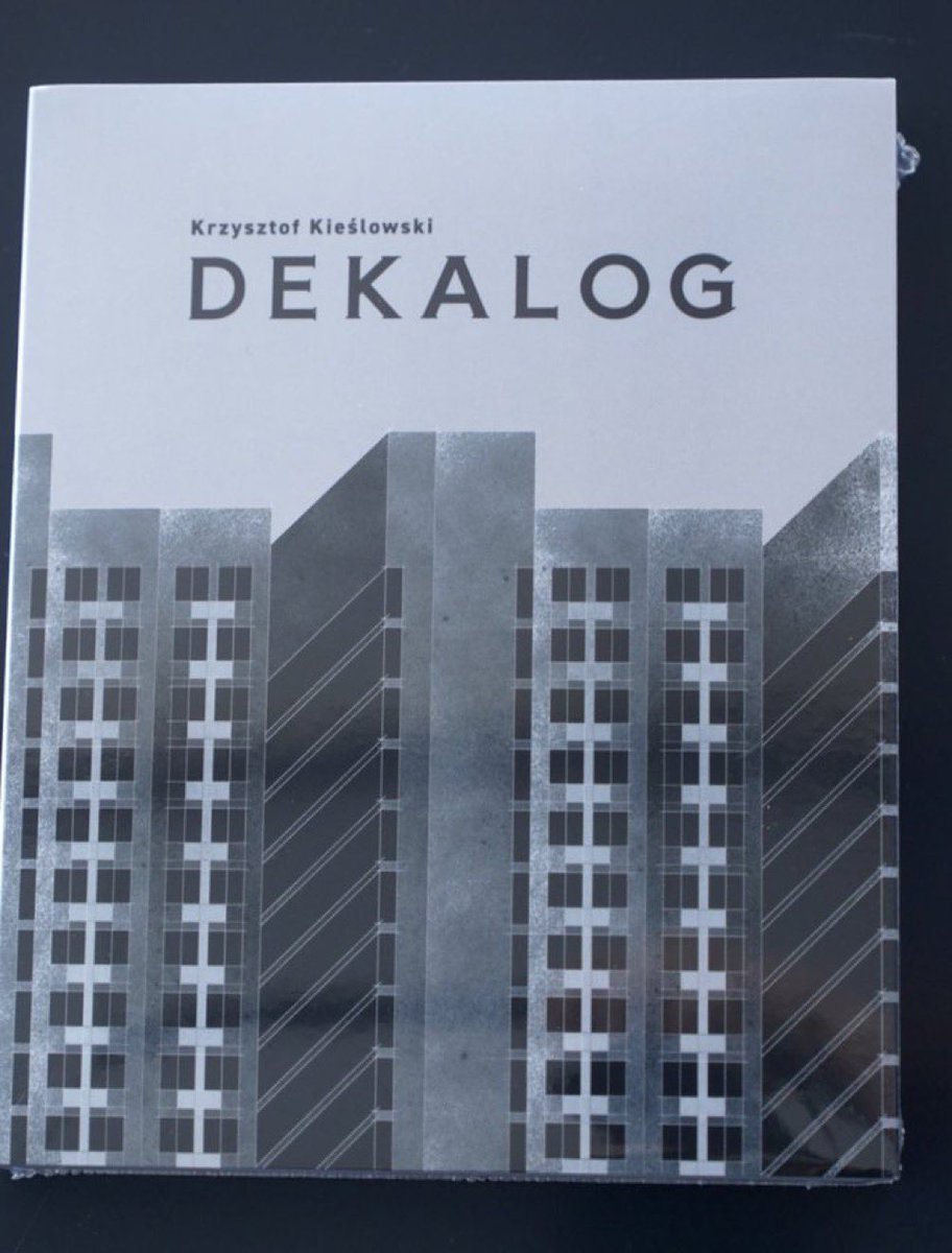 HIDEO_KOJIMA_EN's tweet photo. I picked up the new edition Blu-ray box set of Krzysztof Kieślowski’s TV drama “Dekalog” (1989). 💿💿💿💿 https://t.co/J29VoI3ZFM