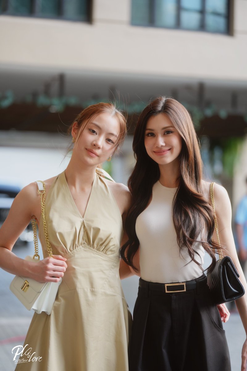 LenaMiu_CH3's tweet photo. เหนื่อยกันไหมคะ Take Care นะคะพิ่ๆ

ตอนนี้น้ำท่วมในหลายพื้นที่เลย  ของให้พิ่ๆ และครอบครัวปลอดภัย ดูแลสุขภาพกาย สุขภาพใจกันด้วยน้าหนูเป็นห่วง 

#PlsLoveรักได้ไหม ทุกวันศุกร์  | เวลา 20:30 น.
ดูทีวีกด 33 ดูออนไลน์ที่ 3Plus
ย้อนหลัง 22.00น. | 3Plus Premium,  iQIYI 
#LenaMiu #ลีน่าหมิว