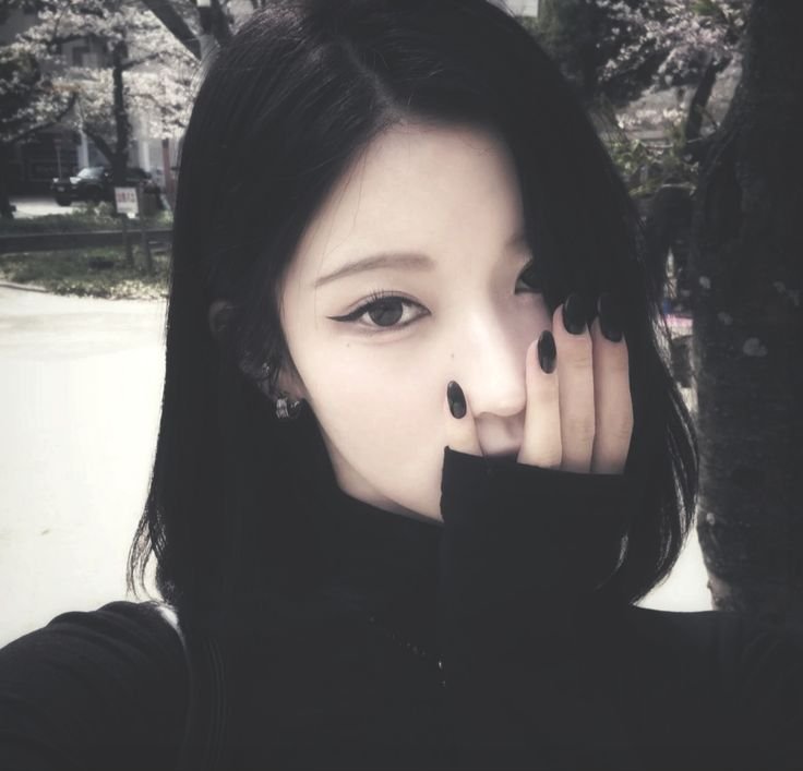 Yinsensexs's tweet photo. 𝑊𝑎𝑙𝑘𝑖𝑛𝑔 𝑎 𝑙𝑖𝑡𝑡𝑙𝑒 — ᥫ᭡ https://t.co/QRlGajVwor
