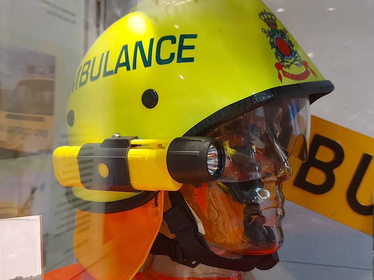 NLRCFirstAid's tweet photo. Vanmiddag bezoekje gebracht aan het vm Vliegkamp Valkenburg (MVKV) en het bezoekerscentrum. Jaren geleden nog al eens geweest voor #EHBO en oefeningen. Toch nog veel herkenbaar. @Valkenburg1939 #Katwijk https://t.co/8pdwRfKeMu
