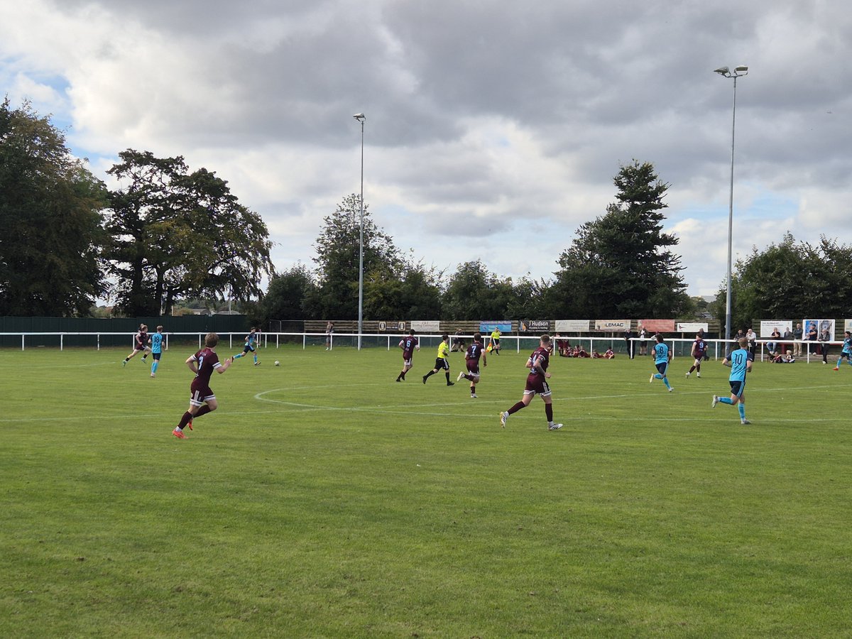 HaddAth's tweet photo. GOAL!! 🇱🇻🇱🇻

34 mins

Haddington  2  Dunbar  1

@tom_davies10 restores our lead from the penalty spot after Aaron Ewins, playing today in an unfamiliar attacking role, has his heels clipped just inside the opposition box. https://t.co/n6NXfZLI7y
