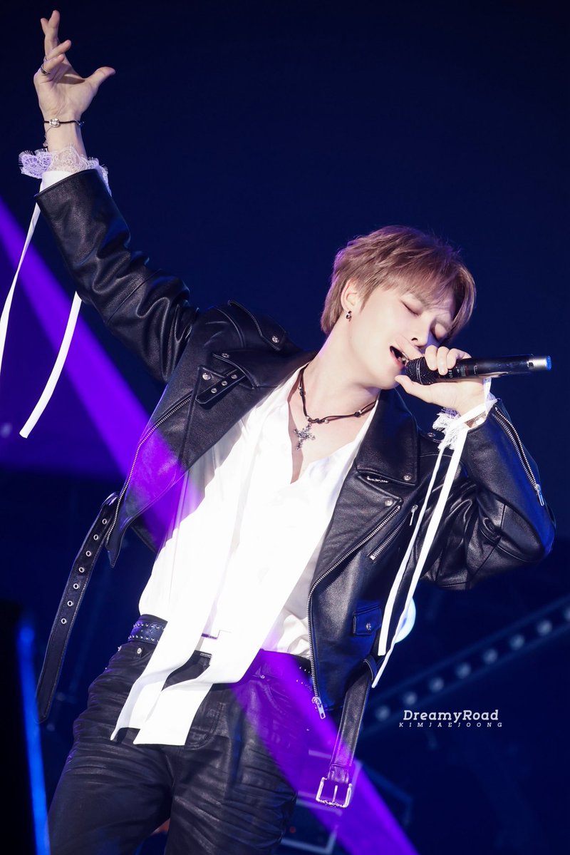 KJJ_DreamyRoad's tweet photo. 260926 SBI MUSIC CIRCUS HOKKAIDO

@bornfreeonekiss🦋

#김재중 #재중 #KIMJAEJOONG
#JAEJOONG #ジェジュン #金在中 https://t.co/voY7bFABuR