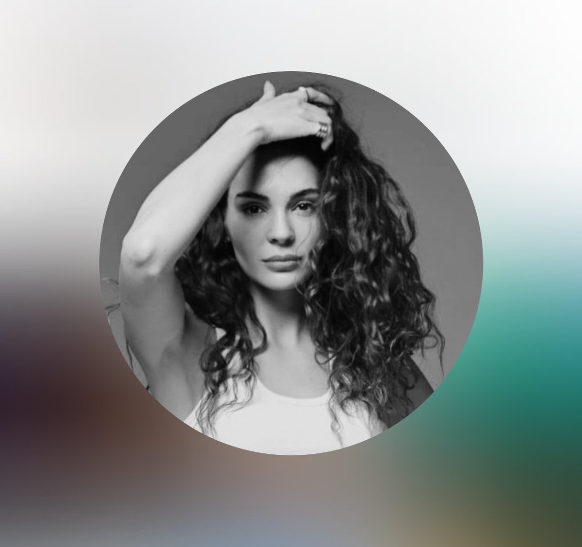 habibaaa207's tweet photo. amazing choice for pp 😍🧡
plus we missed you so much, if you wanna to share smtg we won't say no 😽 
#ebruşahin • @rebrusahino https://t.co/OY5yyTcZJL