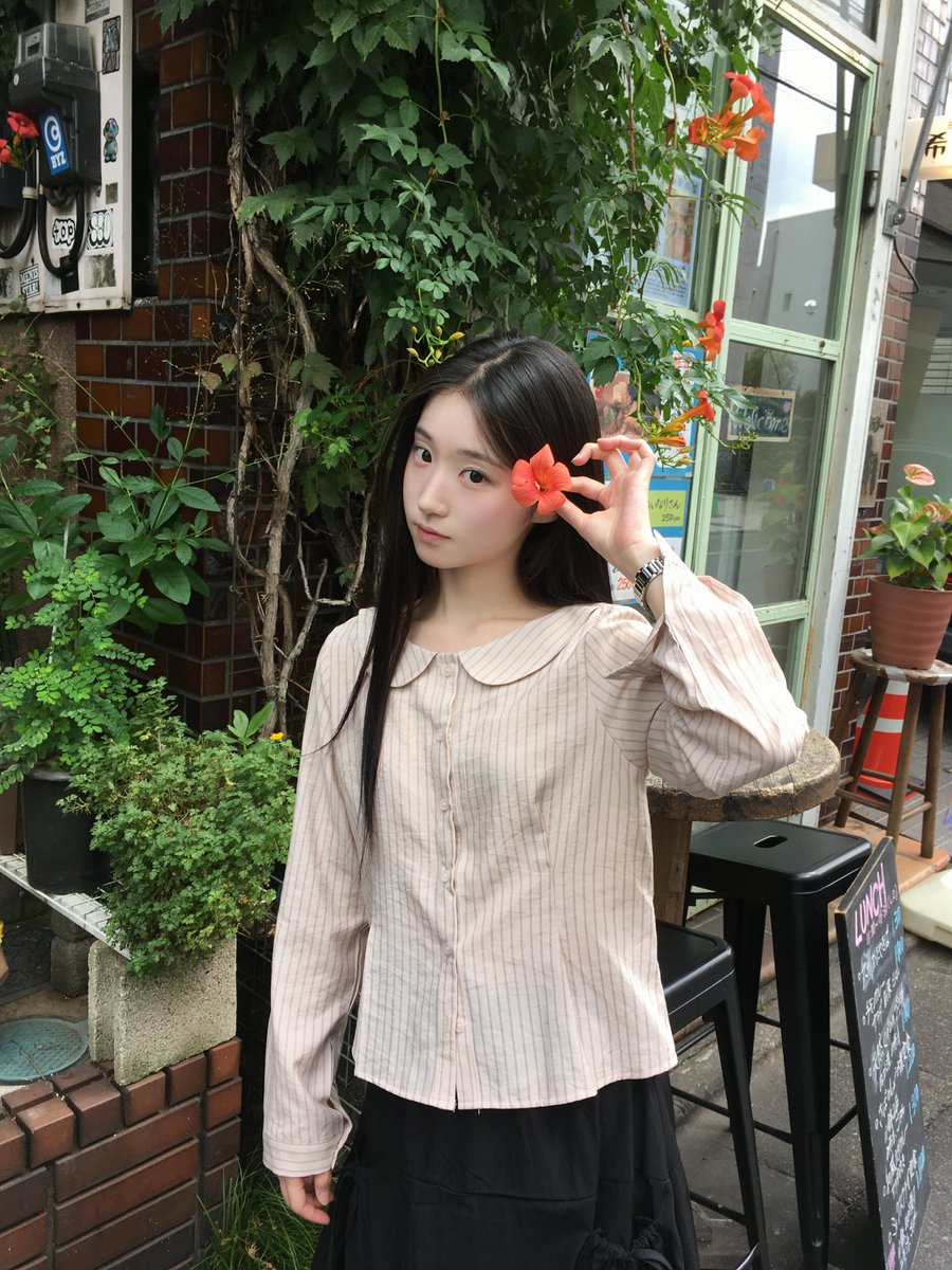 163141 tweet picture