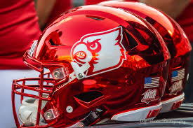 BennyD25's tweet photo. It’s Gameday! LFG #Cards #UofL #WF #WakeForest #BeatWake https://t.co/SQi4OnJGGd