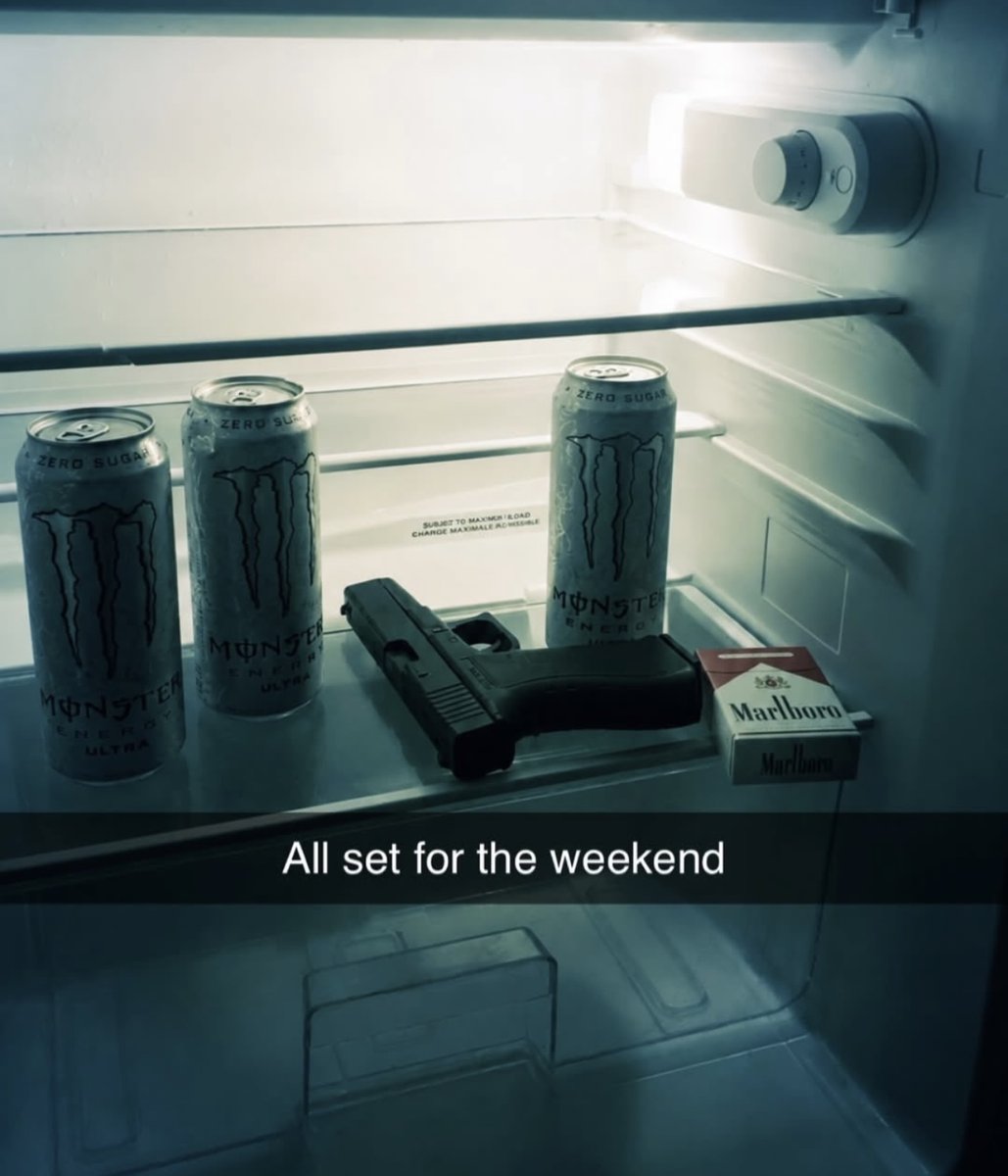d0ntbel0ng's tweet photo. https://t.co/rkwfeX4kjm