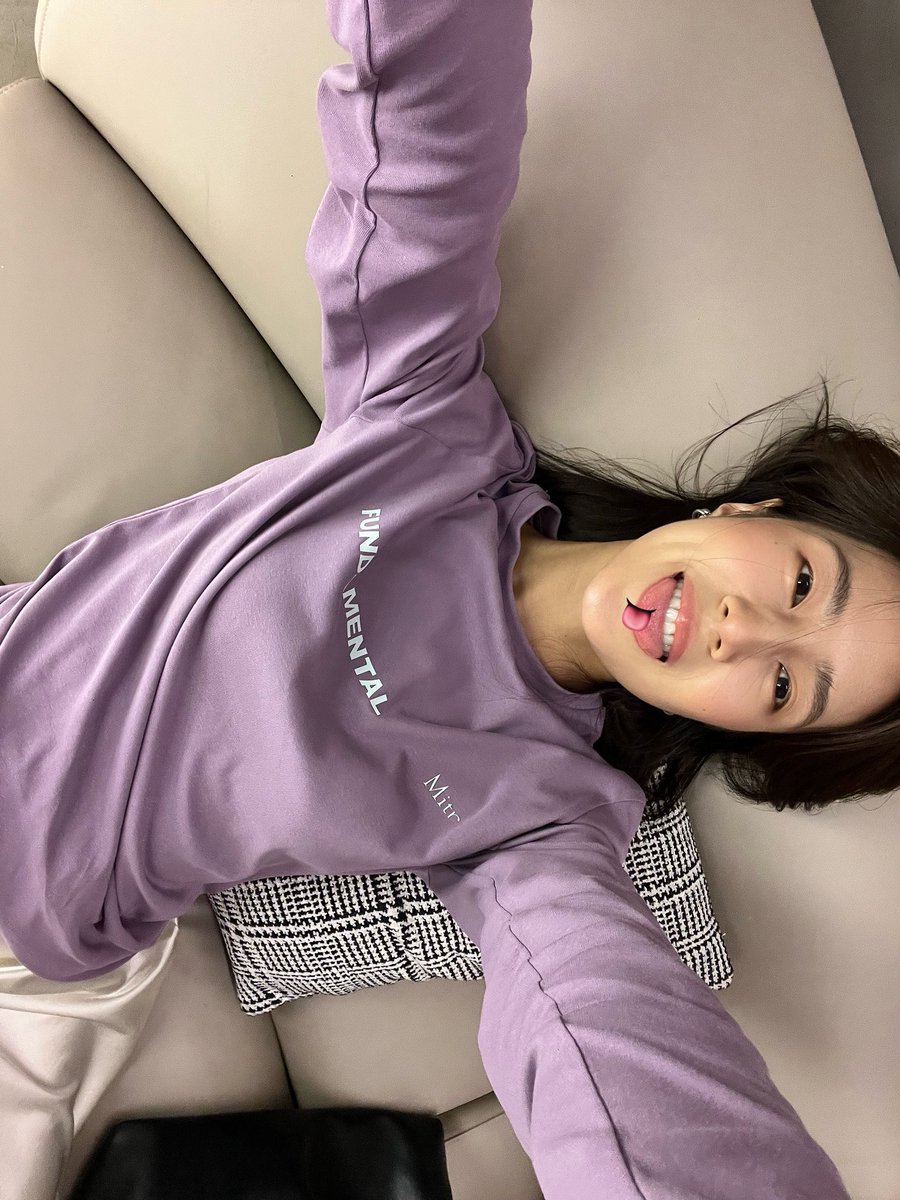 khunmewwww's tweet photo. 💜 https://t.co/qfAuyBXuba