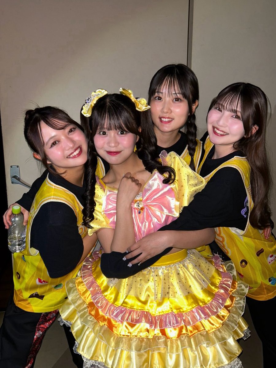 KINSEI_RM's tweet photo. #きいちゃんキラキラナンバーワン
ありがとうございました🍰

たくさんのfarmerさん・スタッフさん・そしてメンバーに支えられて、
こんなにも素敵なお誕生日パーティーを開催することができました🎈

本当に楽しかった❕💛✨

ハタチのきいちゃんもよろしくね♡
感想もタグで聞かせて！

 #りんご娘 https://t.co/rjd2NC4HIX