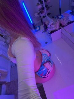 kateMono12's tweet photo. What did you see ? https://t.co/bOMQXkaJju