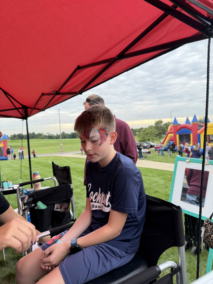 LockportHS205's tweet photo. 🍂 Yesterday was the perfect fall day for our Porter staff & their families to come together for our Homecoming Staff & Family Celebration!
Thank you to our Personnel Department for planning and hosting this year’s celebration.
#PorterPride https://t.co/oUs1r8yk7e