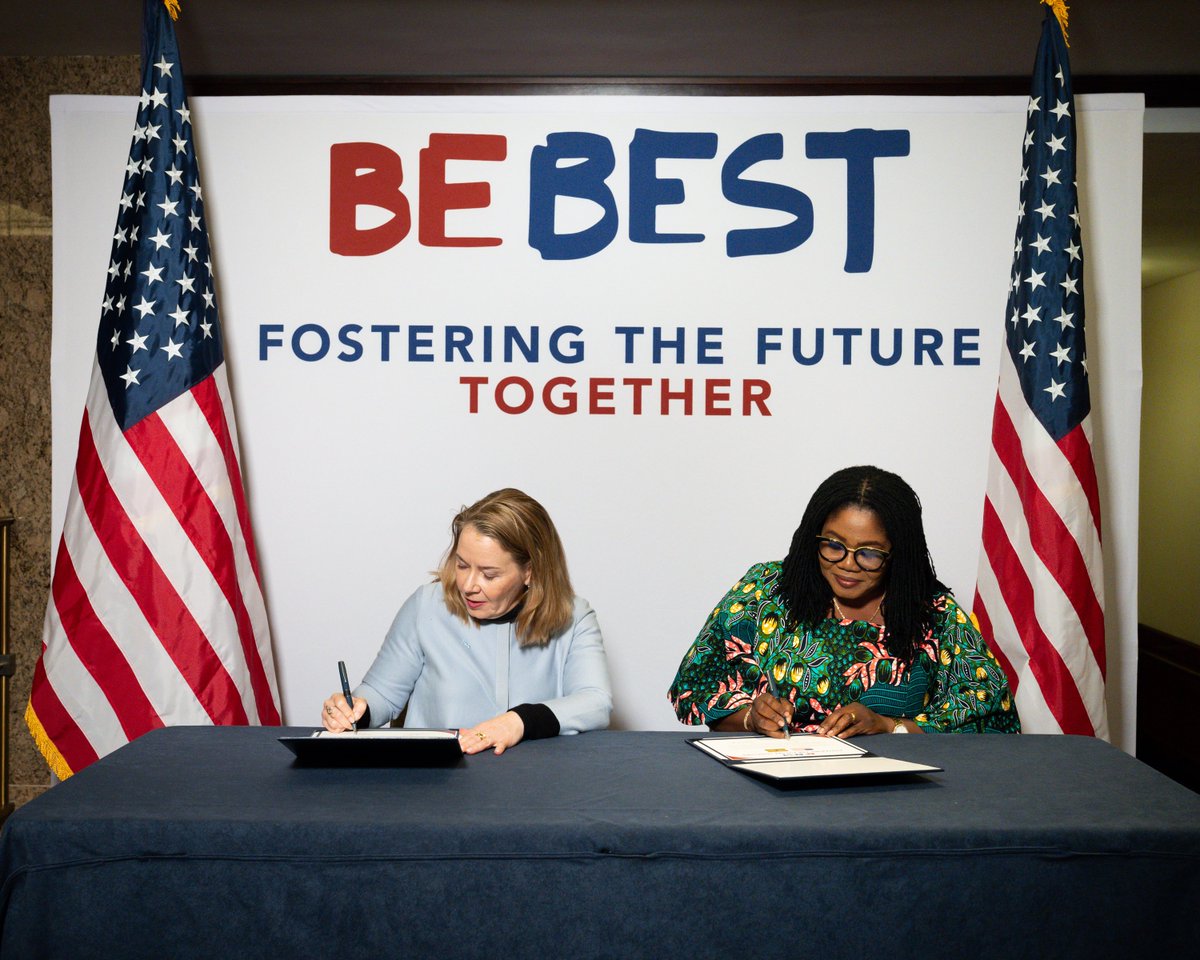 IntelPolicy's tweet photo. Intel is proud to support @FLOTUS's Fostering the Future Together initiative. During #UNGA81, @intel VP of Gov't Affairs Sarah Kemp joined @BestFutureGen and country representatives to highlight Intel's commitment to expanding AI education, digital literacy, and EdTech tools across 10 countries. Together, we're helping equip students with future-ready skills.