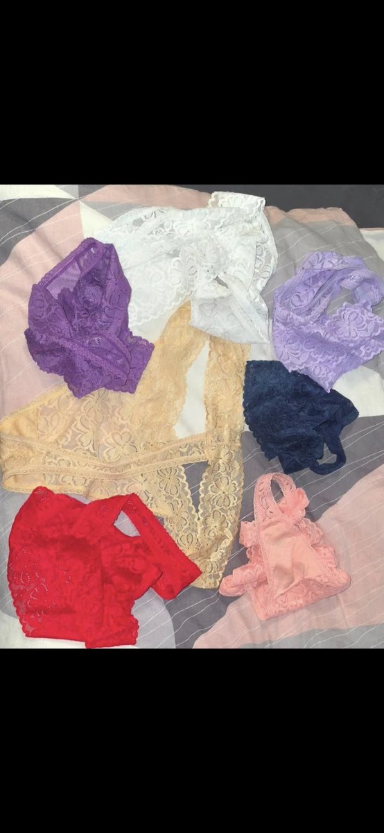 SecretCouple699's tweet photo. Hey Kurven-Liebhaber! 🍑✨Wir sind ein molliges Paar und bieten dir ihre getragenen Strings &amp; Tangas an!
#getrageneslips #getragenewäsche #getragenetangas #plussizeseller #pantyseller #wäschesellerin #fetisch #mollig https://t.co/pHYIJymize