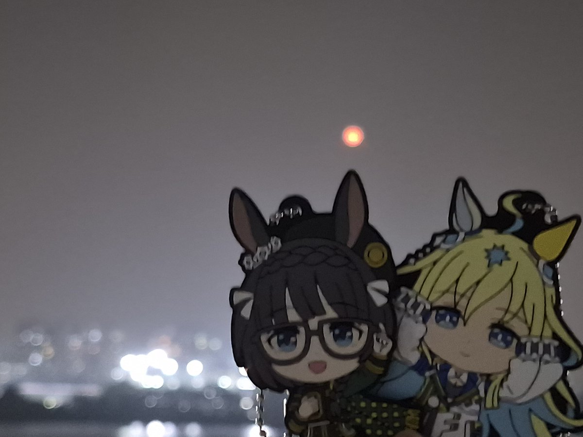 timelyrobuni's tweet photo. theyre on a date... https://t.co/2ggTl5sMD9