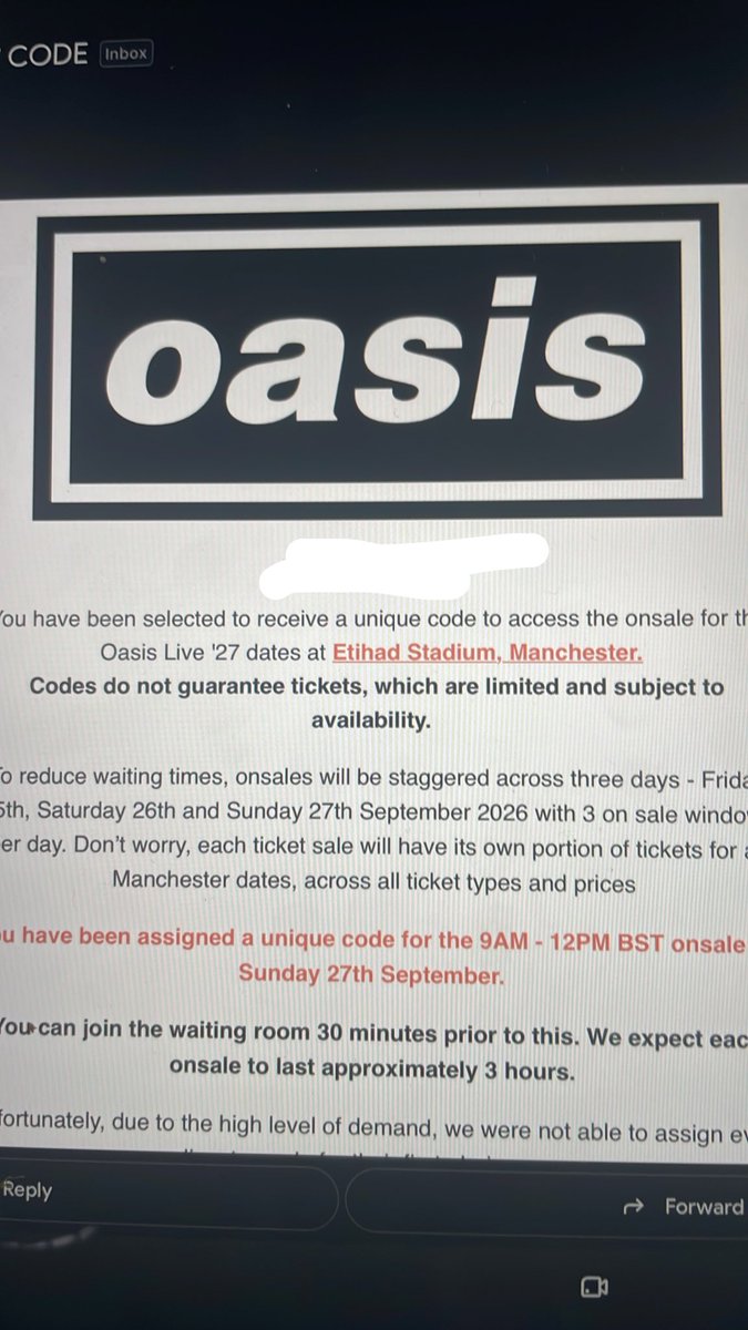 henners1872's tweet photo. Proceeds to get code after mate buys him a ticket https://t.co/pezr5w8wVa