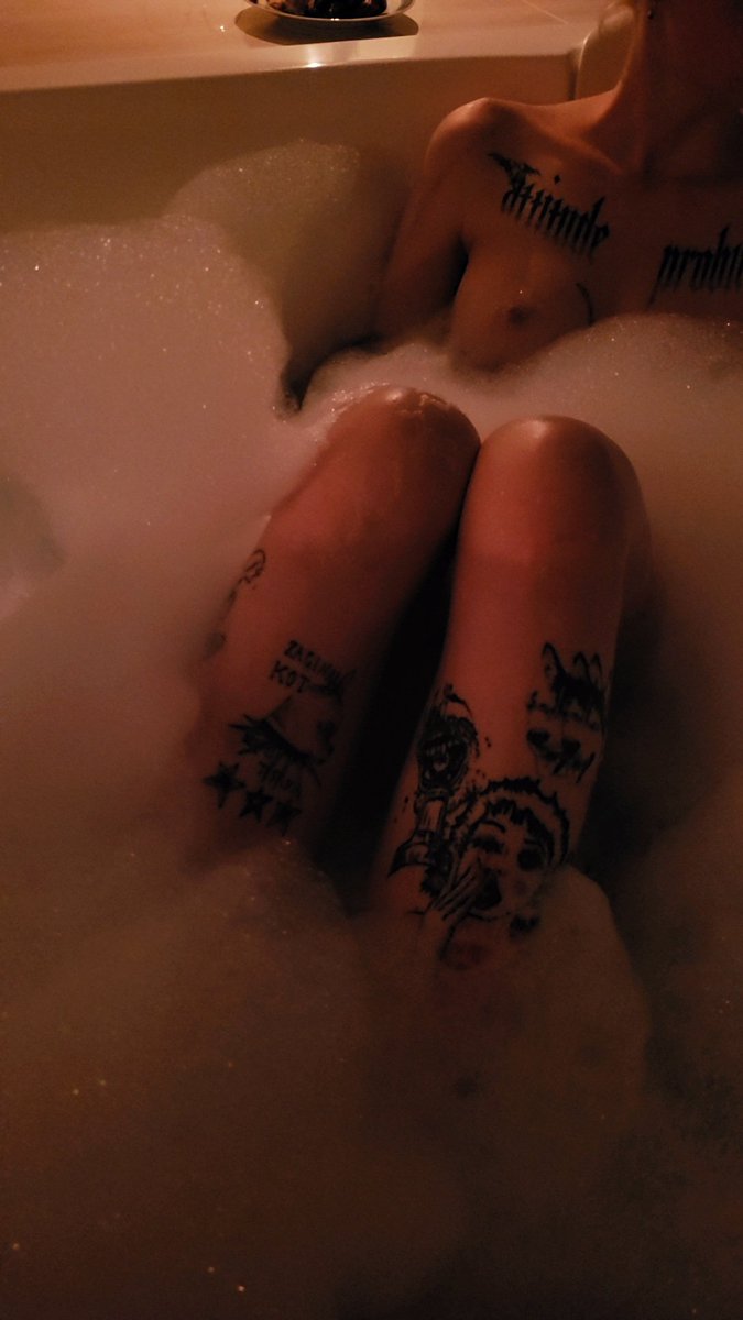 BanSheeXof's tweet photo. BOOB PEAK 😶🌫️
https://t.co/WeZIoNKFra
#nsfw #nsfwtwt #nsfwacc #onlyfans #of #alt #moots #skinny #hot #tattogirl https://t.co/lVUF3YBBAG