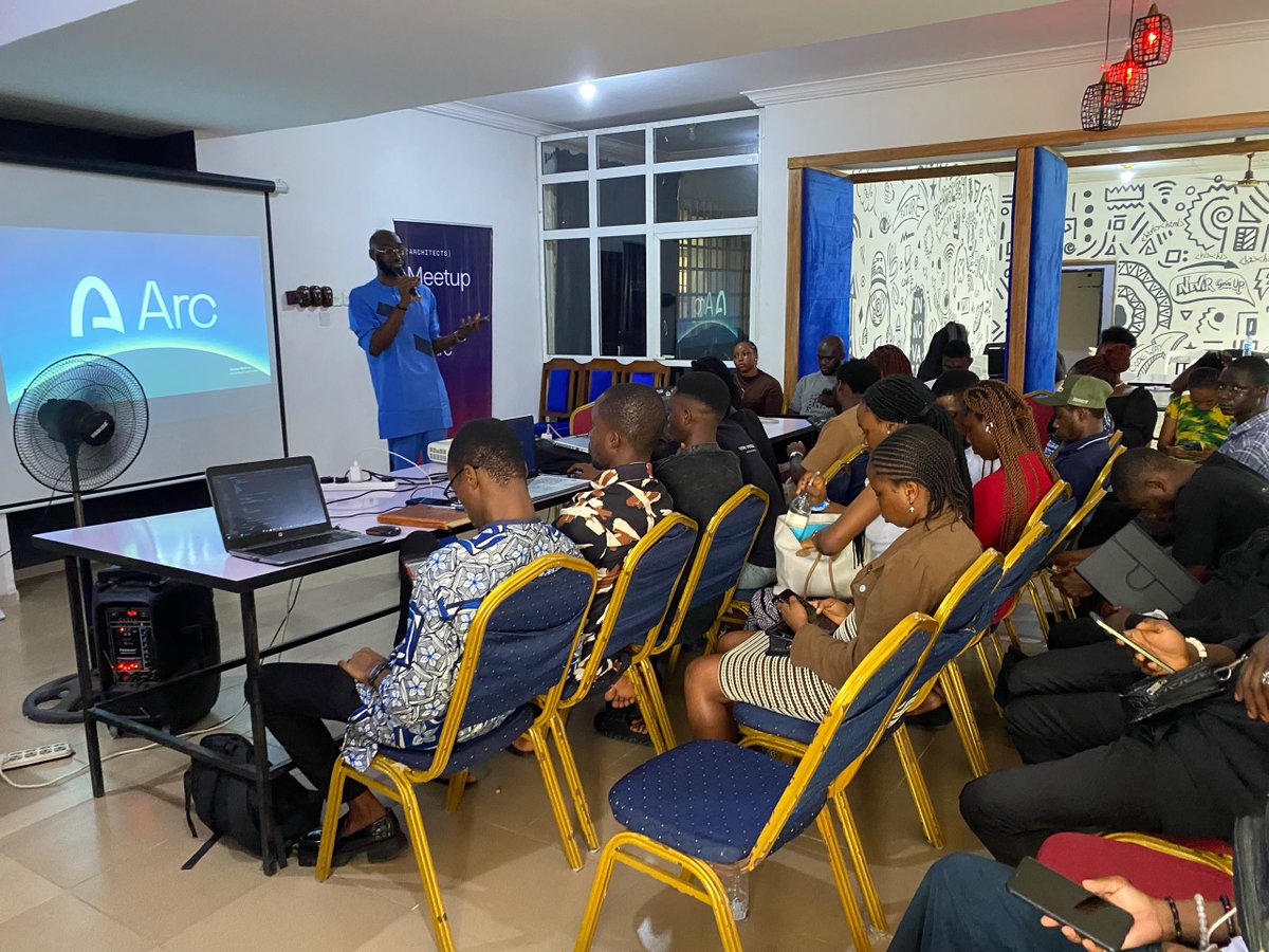 TechyDom's tweet photo. The Agentic Economy is happening live in Arc Uyo Meetup.
It's quite interesting right here, very impactful sessions. https://t.co/j2dJQJGIn1