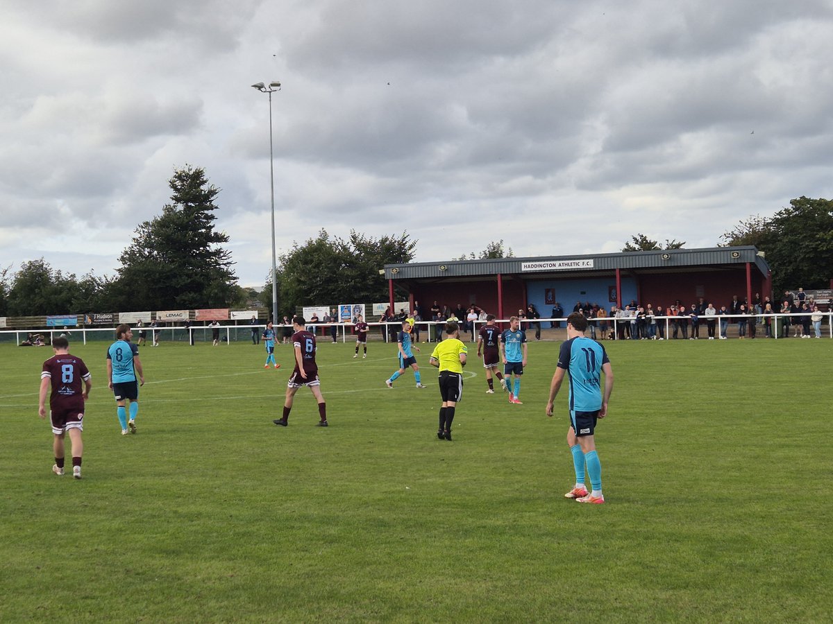 HaddAth's tweet photo. Half-time

Haddington Athletic  2

Dunbar United  1

Gary Windram's early opener was cancelled out within minutes by Conner Duthie's penalty equaliser, however we hold a slender advantage midway through thanks to Tom Davies' converted penalty on 34 minutes. https://t.co/586X4u2pkF