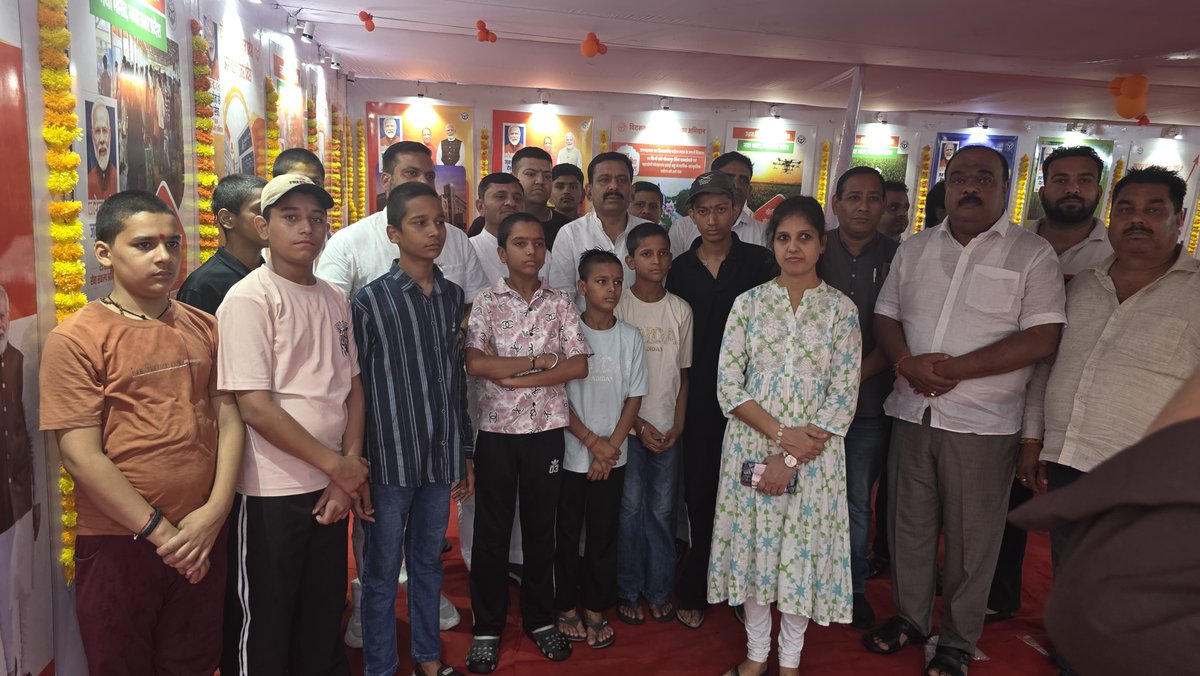 SaharanpurCdo's tweet photo. #संकल्प_सेवा_अभियान    कंपनी बाग में प्रदर्शनी का आयोजन किया गया । शासन की जनकल्याणकारी योजनाओं का प्रचार प्रसार किया गया।
@CMOfficeUP @UPGovt @ChiefSecyUP @InfoDeptUP @SaharanpurDm @UpRuralDev https://t.co/7Uqf3kSxdg