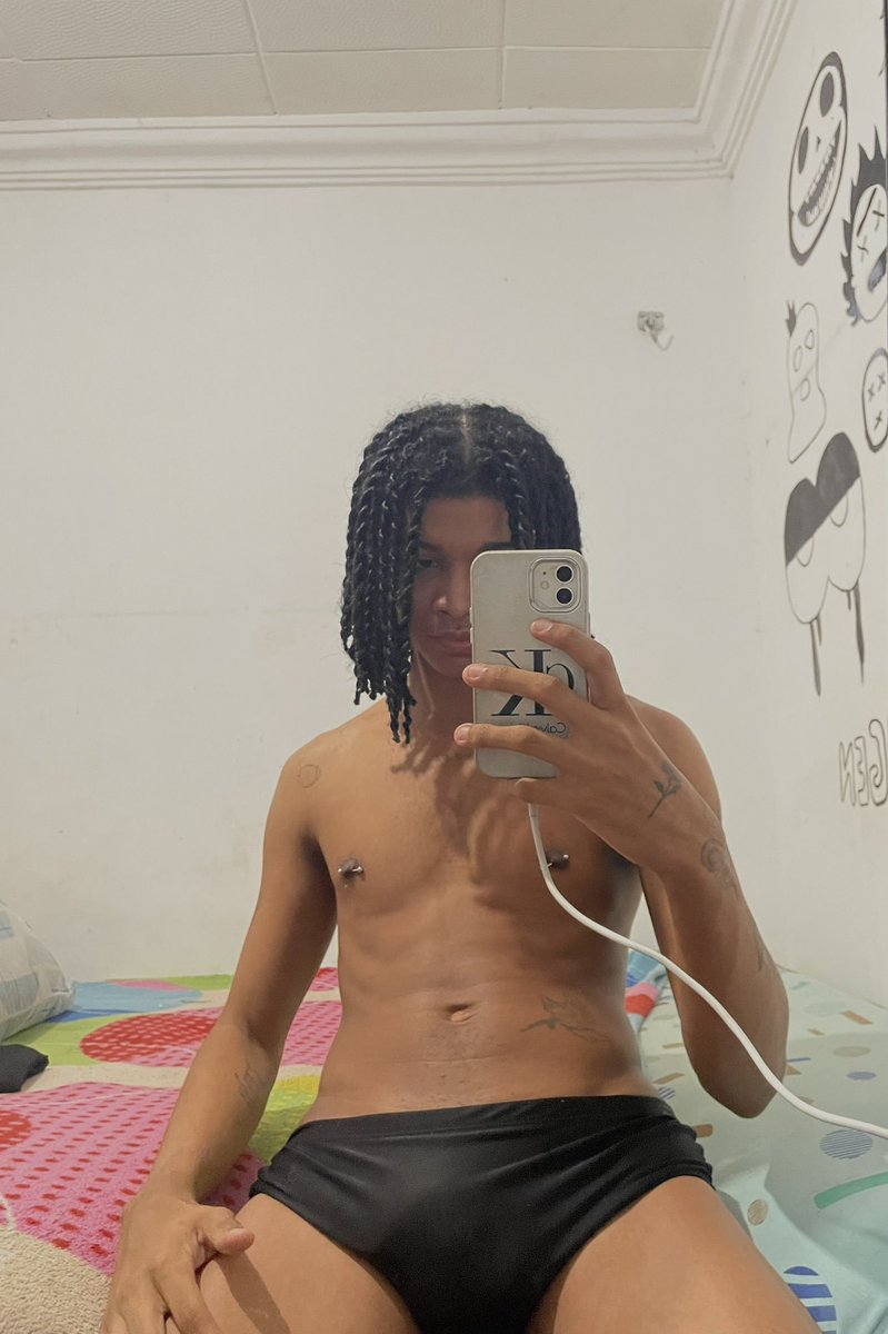 riquexxs's tweet photo. perdi a conta antiga, e agora tô nessa aqui https://t.co/1sjkyo7AN4