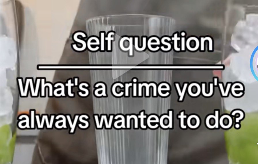 sevsgirlfriend's tweet photo. and then the comments are just “call my teacher a poopy head” and judging people that are saying actual crimes😭😭 https://t.co/LrEHQAenBR