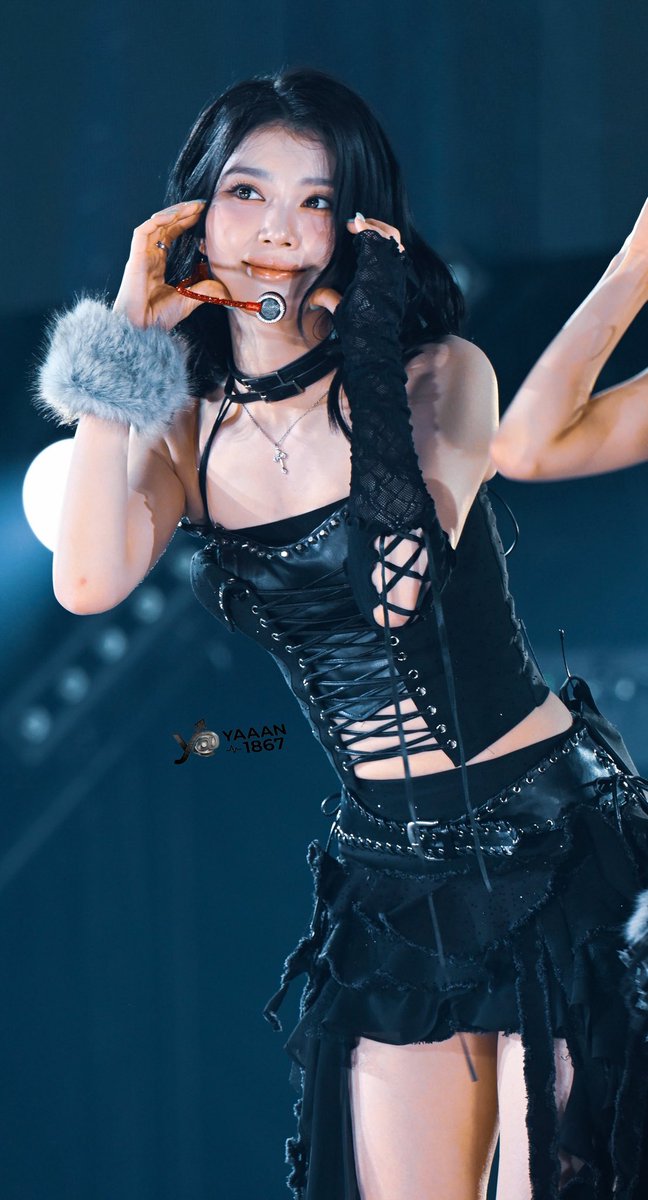 yaaan_1867's tweet photo. 260926 SBI MUSIC CIRCUS

 #Kep1er  #シャオティン
 #XIAOTING  #샤오팅  #沈小婷 https://t.co/LWH6Q2VTgE