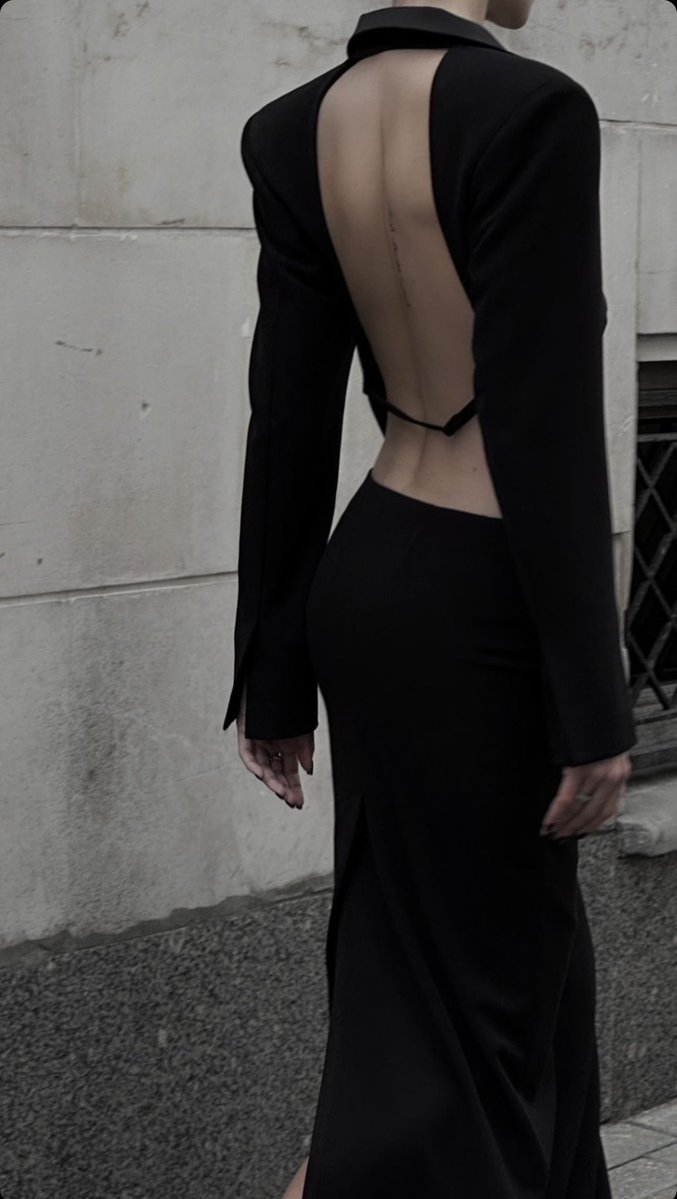 Sunnygomxq's tweet photo. Siraphop, hear me out… JJ in this kind of outfit. I’m begging. Just for one day😭 https://t.co/XXArEa1ZUg