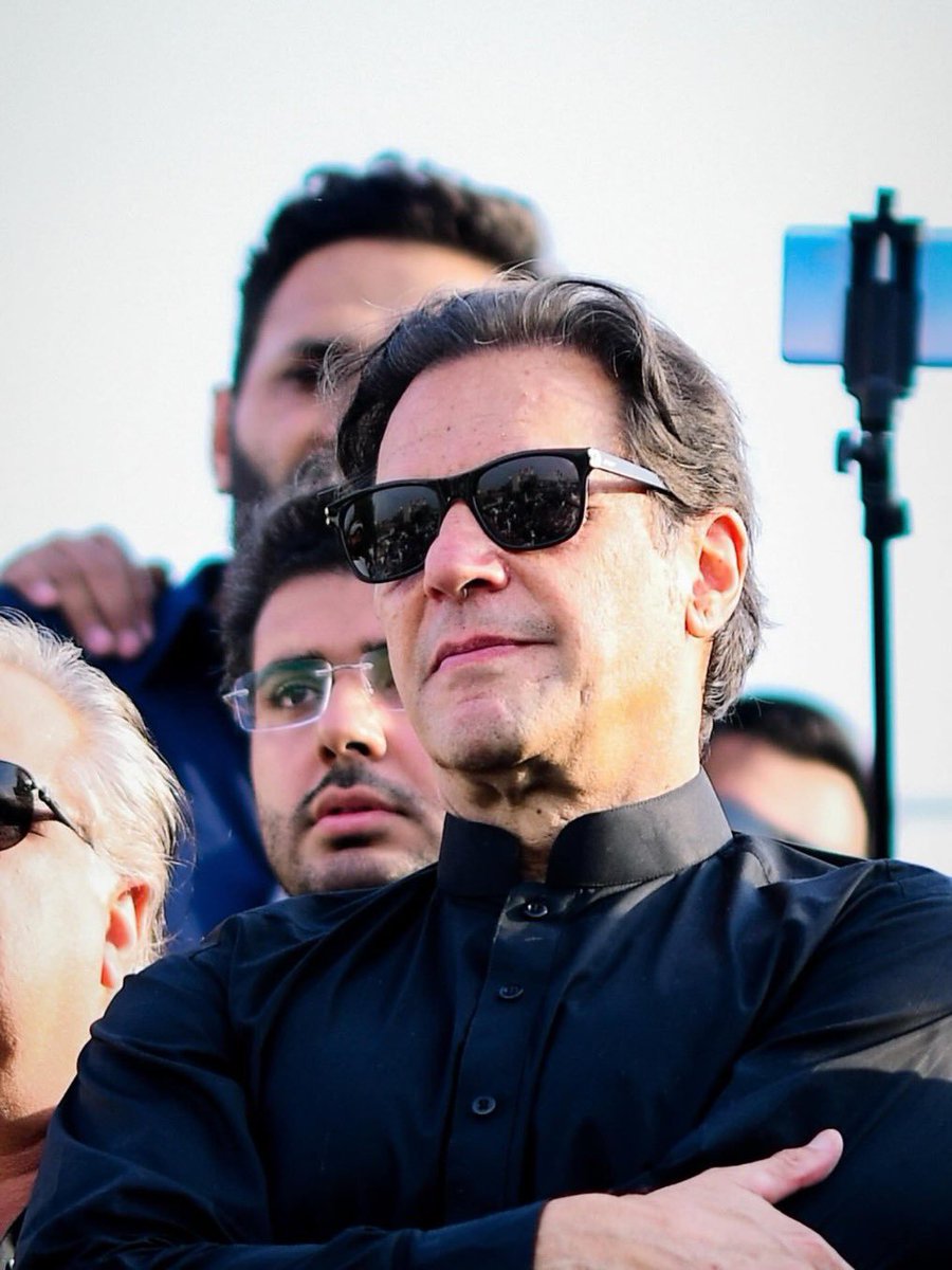 kaptankasepahi's tweet photo. عمران احمد خان نیازی🔥

#پنجاب_نکلےگا_توکپتان_نکلےگا https://t.co/SjouUNnxvu