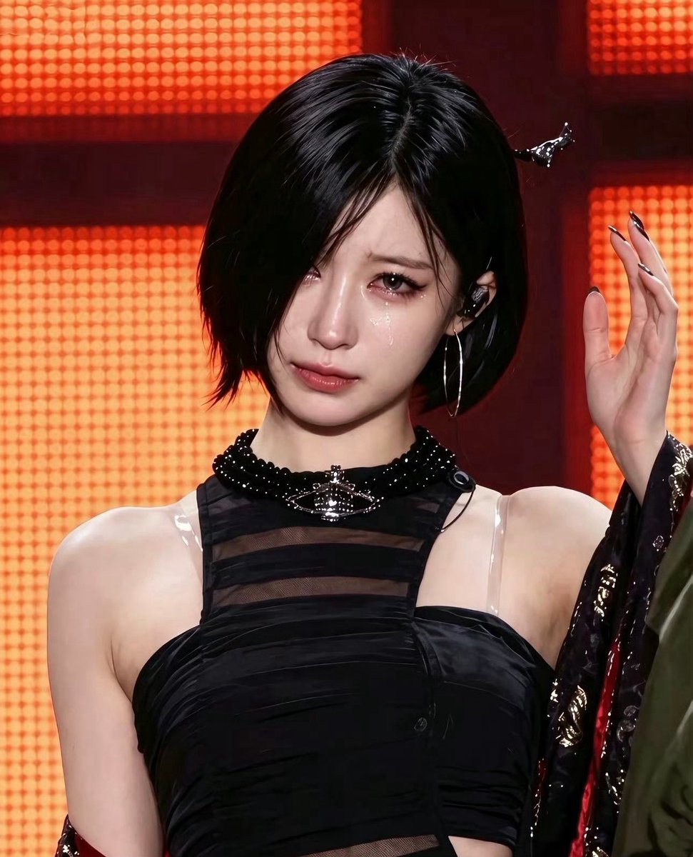 vacesajiao's tweet photo. It hurts my heart to see her crying
#ASA #ENAMIASA #아사 https://t.co/aTwy9hqvF7