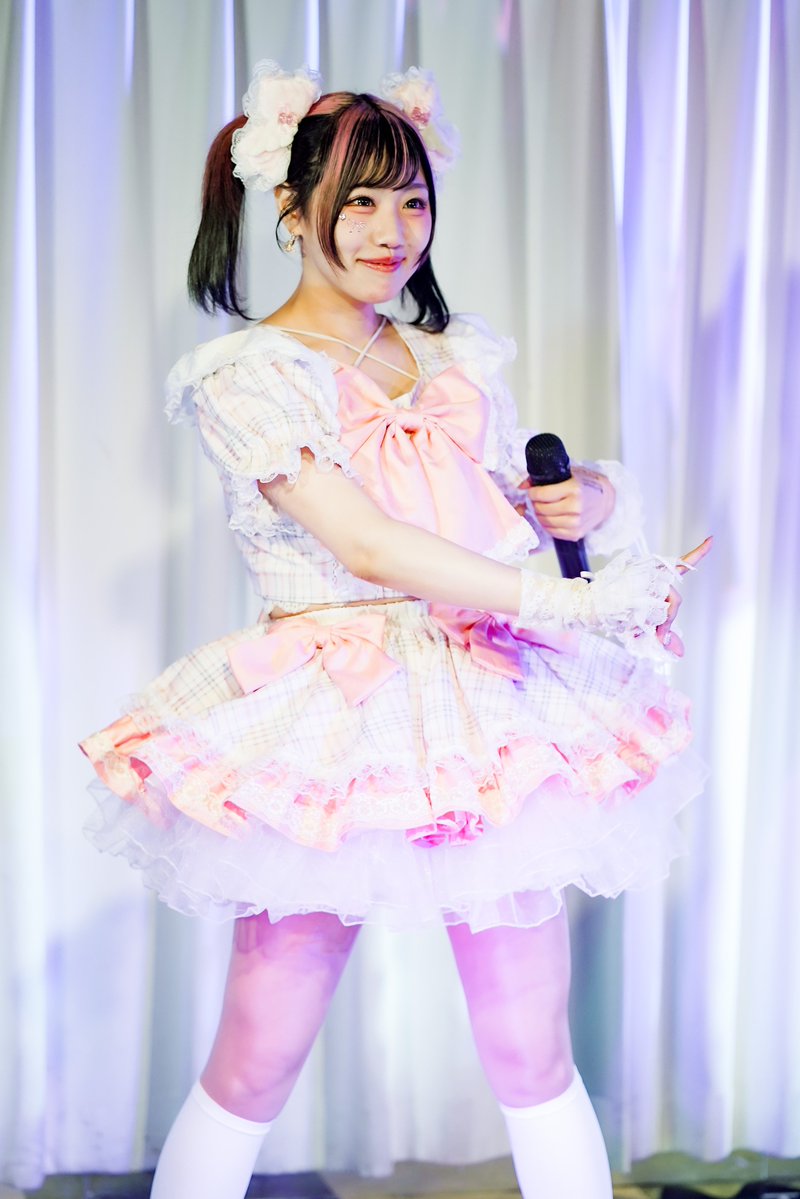 jiro_202107_sub's tweet photo. @anomoco0926 2026年9月26日（土）
小鳥遊菊　初主催BirthdayLiveやってみちゃった☆ 
#precolor's
東新宿グラムシュタイン

#愛乃もこ②

#あのもこ
#プリカラ
#アイドル https://t.co/PYNt864STB