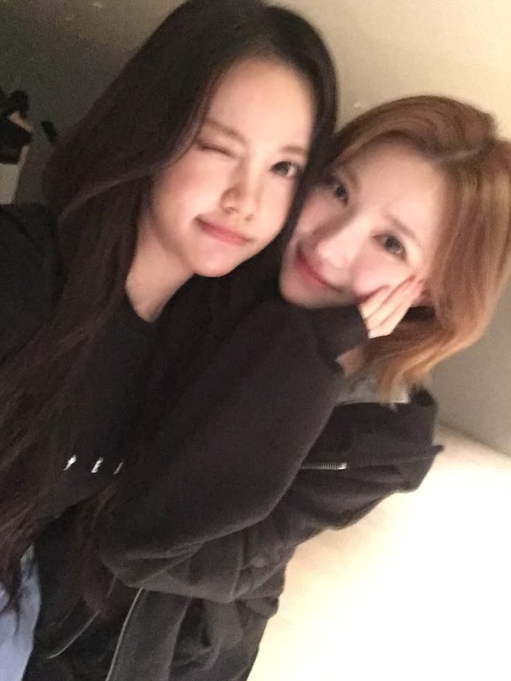 aesyfaast's tweet photo. semua suka tapi paling top mereka😋😋 https://t.co/nreMDE9knx