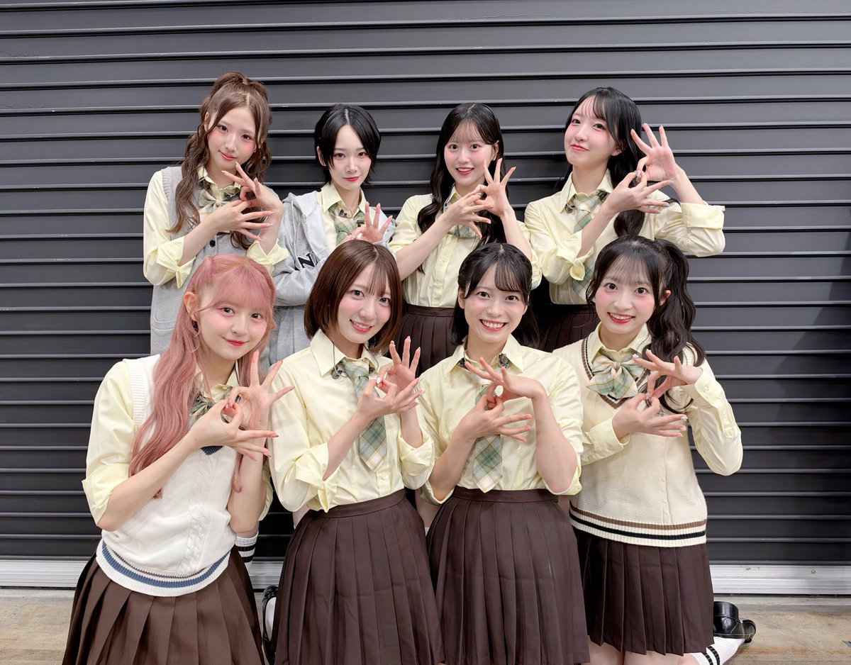 yumemi_sako0205's tweet photo. #AKBサンコンコン　初日
ありがとうございました✨

新曲好きish公演は
「誰のことを一番愛してる？」「家出の夜」
かっこいい曲に参加しました✨

全員好きish公演で私は
「恋人いない選手権」でセンターをさせていただきました！煽り緊張しました🙂‍↕️

2公演どちらも熱くて楽しかったです❤️‍🔥 https://t.co/HKBY44nJTP