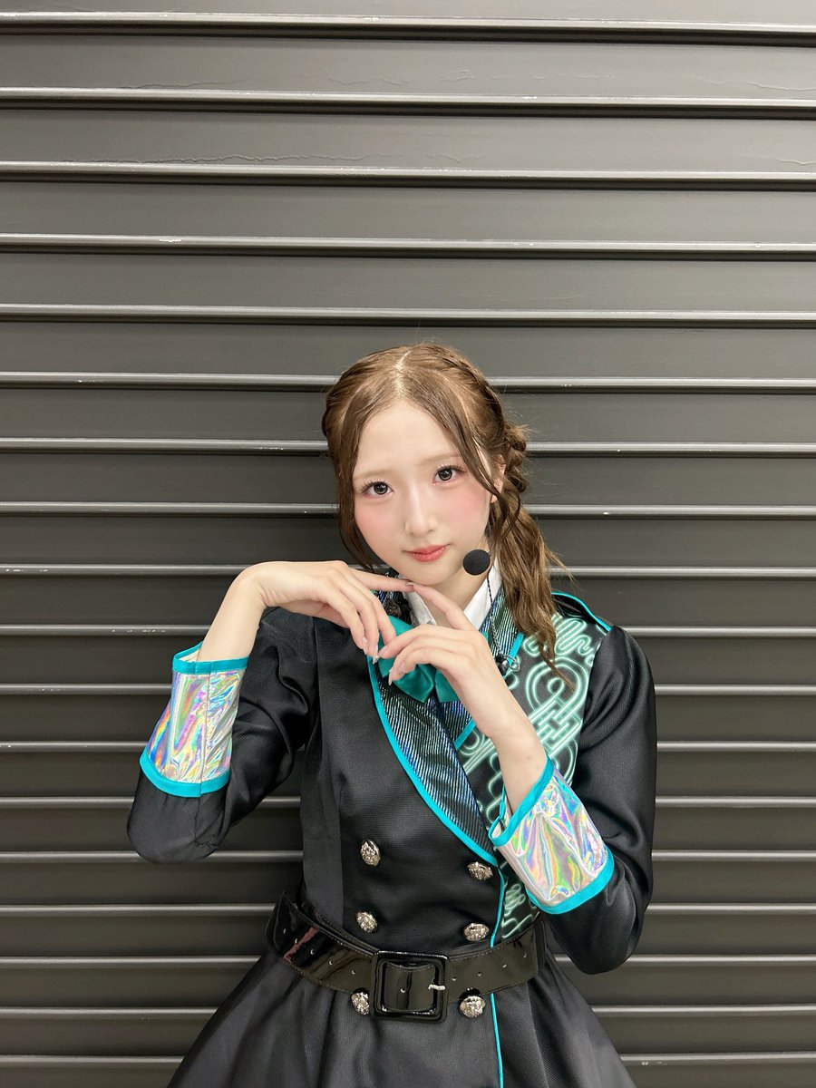yumemi_sako0205's tweet photo. #AKBサンコンコン　初日
ありがとうございました✨

新曲好きish公演は
「誰のことを一番愛してる？」「家出の夜」
かっこいい曲に参加しました✨

全員好きish公演で私は
「恋人いない選手権」でセンターをさせていただきました！煽り緊張しました🙂‍↕️

2公演どちらも熱くて楽しかったです❤️‍🔥 https://t.co/HKBY44nJTP