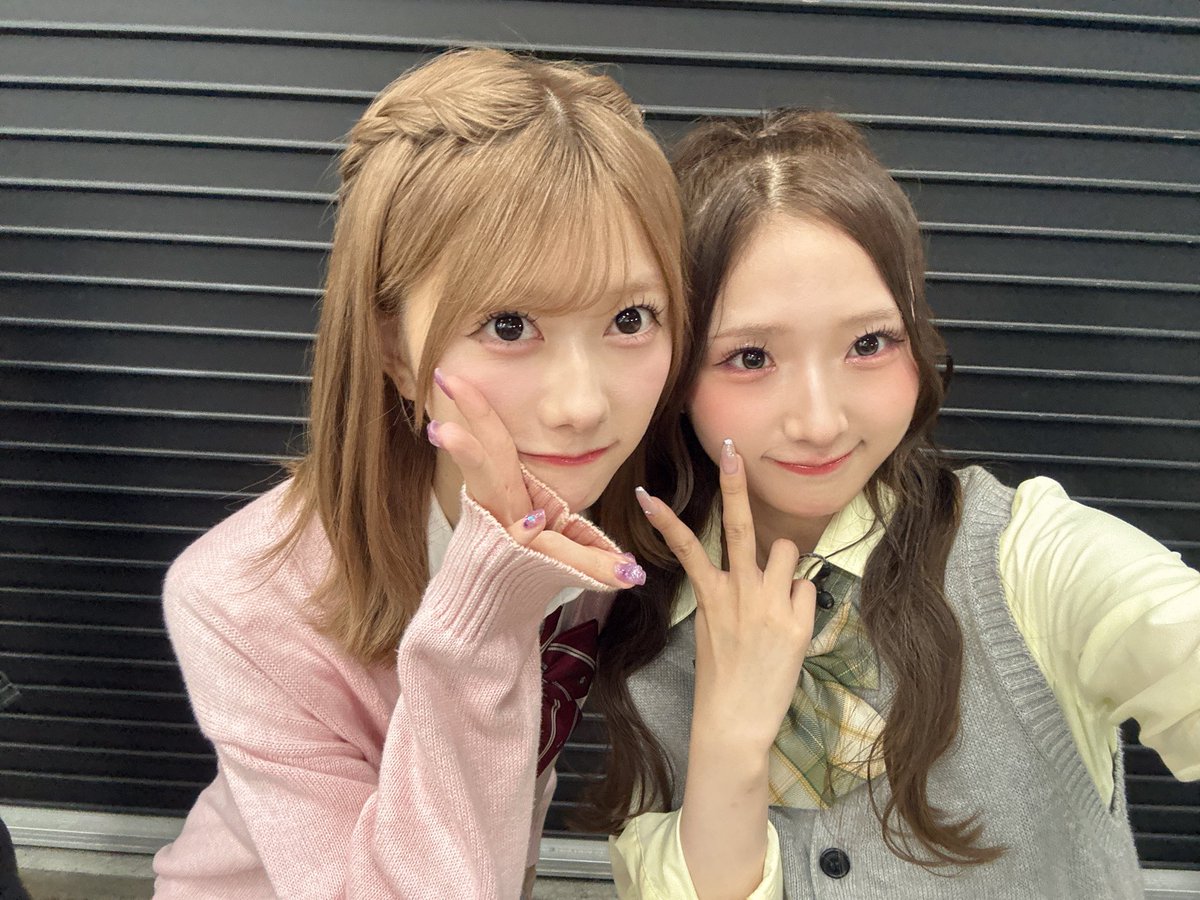 yumemi_sako0205's tweet photo. #AKBサンコンコン　初日
ありがとうございました✨

新曲好きish公演は
「誰のことを一番愛してる？」「家出の夜」
かっこいい曲に参加しました✨

全員好きish公演で私は
「恋人いない選手権」でセンターをさせていただきました！煽り緊張しました🙂‍↕️

2公演どちらも熱くて楽しかったです❤️‍🔥 https://t.co/HKBY44nJTP