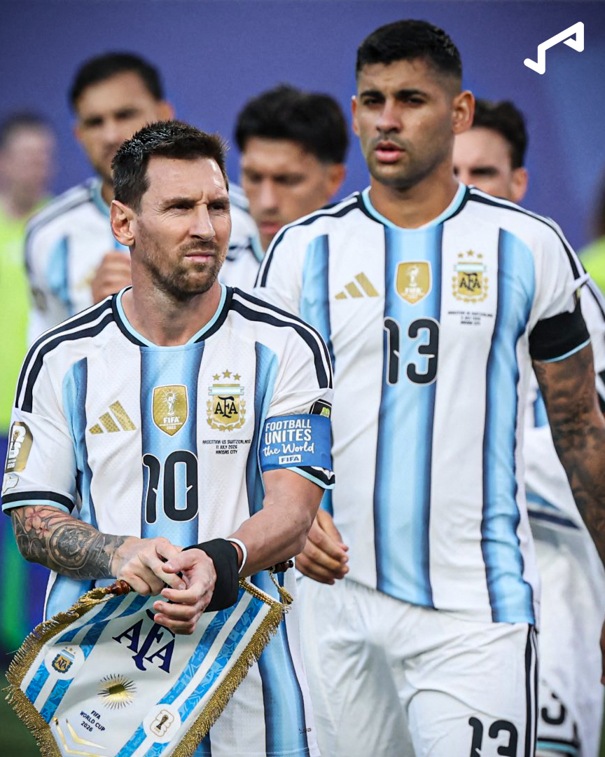 goal's tweet photo. A new era for La Albiceleste! 🇦🇷

Lionel Scaloni confirms  Cristian Romero as Argentina's next captain after Lionel Messi ©

Read more 🔗 https://t.co/h3CglLENTA https://t.co/PHCOrwYlQ3