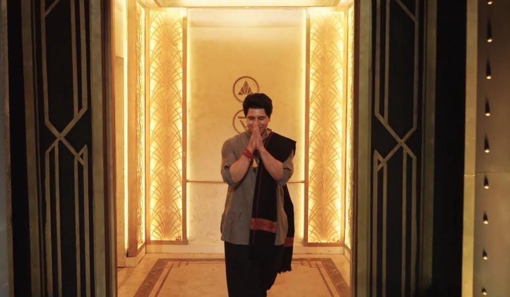 Sanjay_singh600's tweet photo. Shehzad ki personality aur charisma screen par alag hi shine karte hain.
RNF2 mein unka har moment entertaining hai.
Aise hi dhamakedaar performances dekhne ka intezaar rehta hai.
SHEHZAD ROCKS IN RNF2 https://t.co/WC1iVjID76