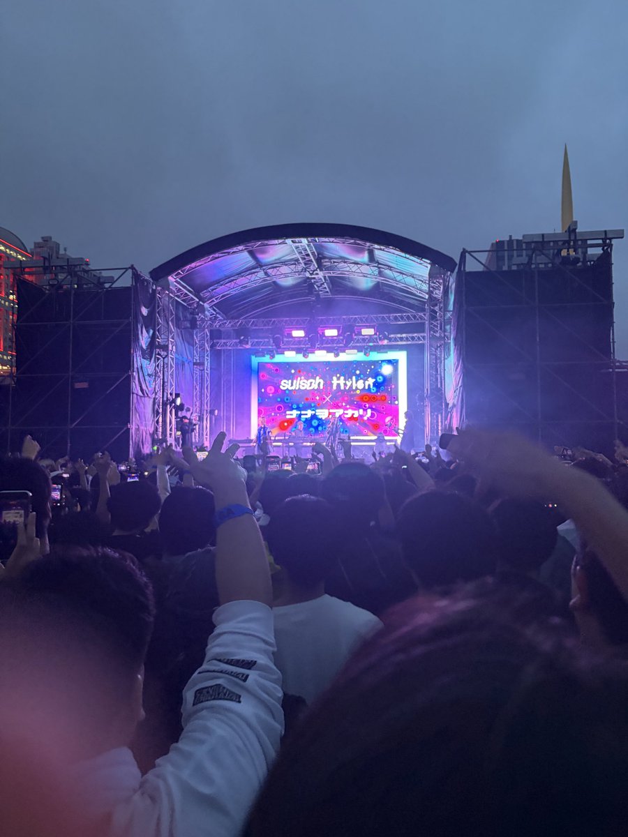 orukunn_vrc's tweet photo. 暴力的にカワイイ2026 Day1行ってきた！
ナナオアカリの生歌聴けたの激アツだし
KMNZはガチ良すぎて箱推しになった https://t.co/U41DUMvmab