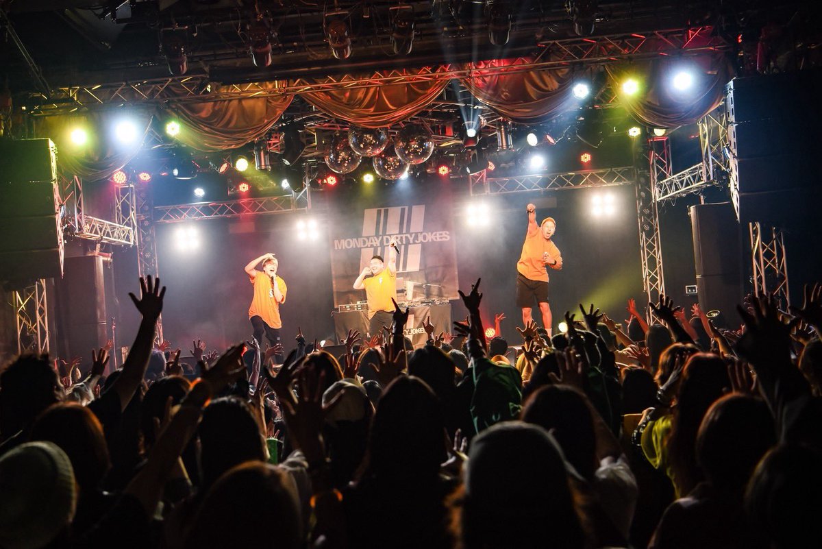 denkyu218's tweet photo. デラサミ✂️🕺🐟

雨天のなか遊びに来てくれた皆様ありがとうございました！
久々のイベントライブ楽しかったなぁ
自由に喋りすぎちゃった🤣

MDJ9周年おめでとう！ https://t.co/bpqXnZLGi3