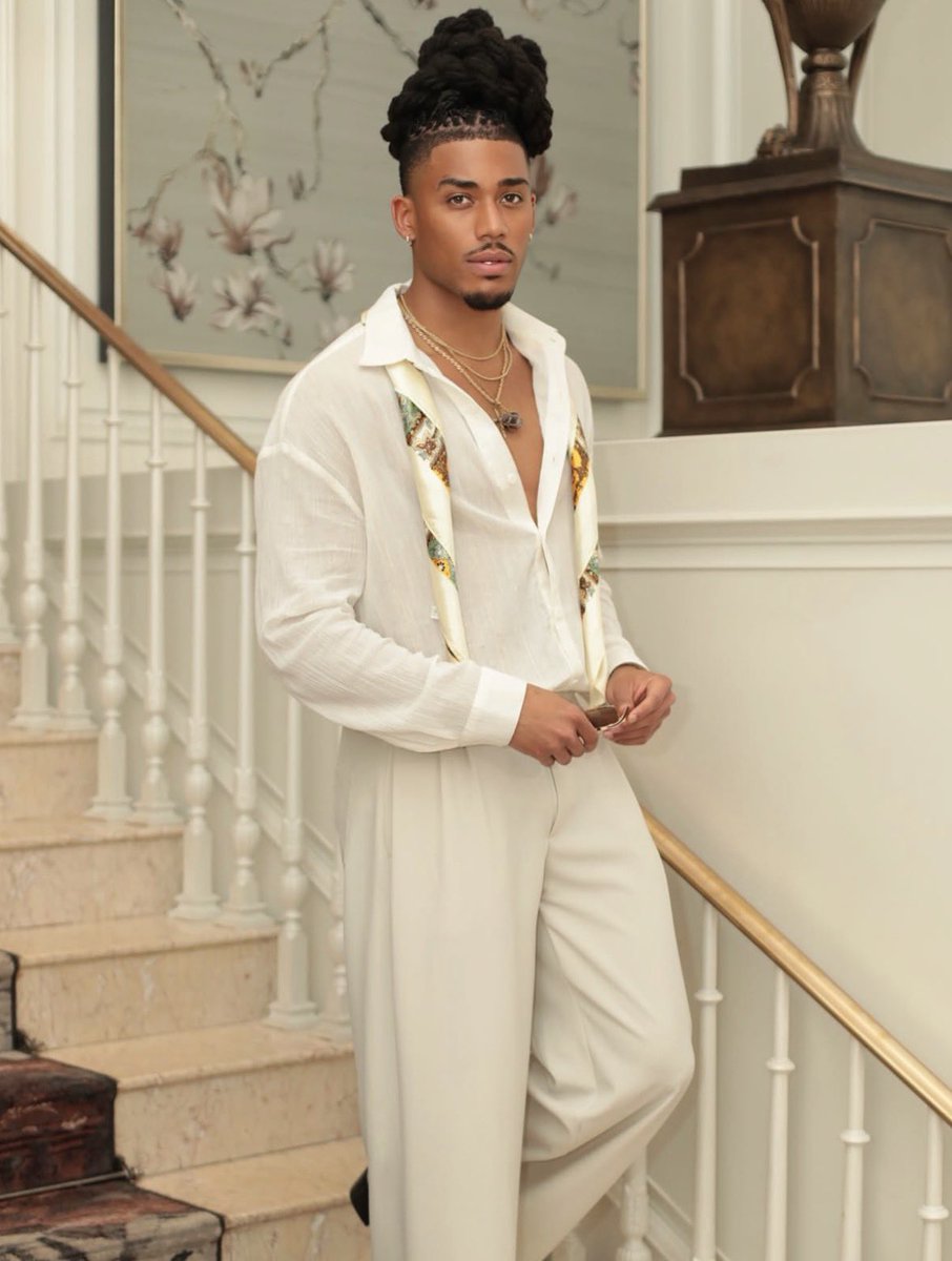 FilmUpdates's tweet photo. Cornell Young IV for ‘A DIFFERENT WORLD’ press

📸: DREWVISIONS https://t.co/XAEqDH8gjd