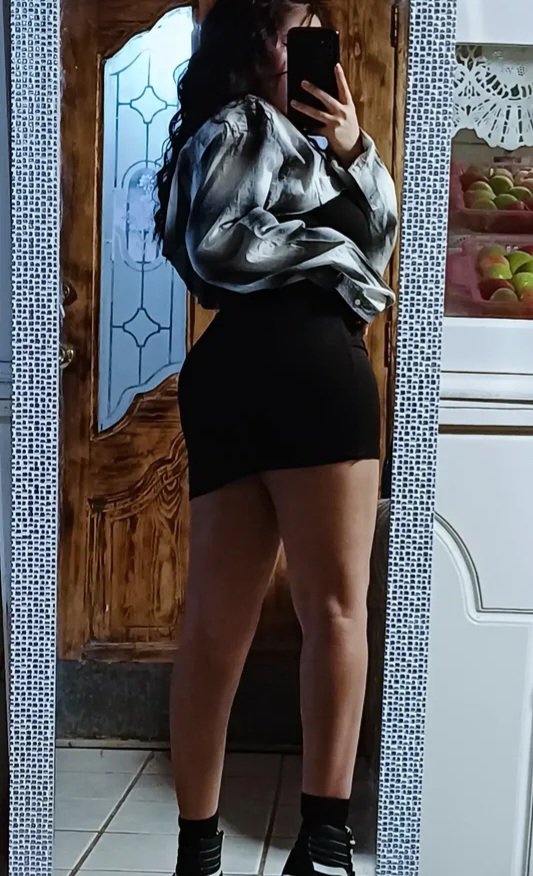 Matildecacnde69's tweet photo. Buenos dias alguien le gustaría acompañarme hoy a las Famosas Cabinas de Luis Moya @PinkRoomM5 . https://t.co/KiU9QhrEVd