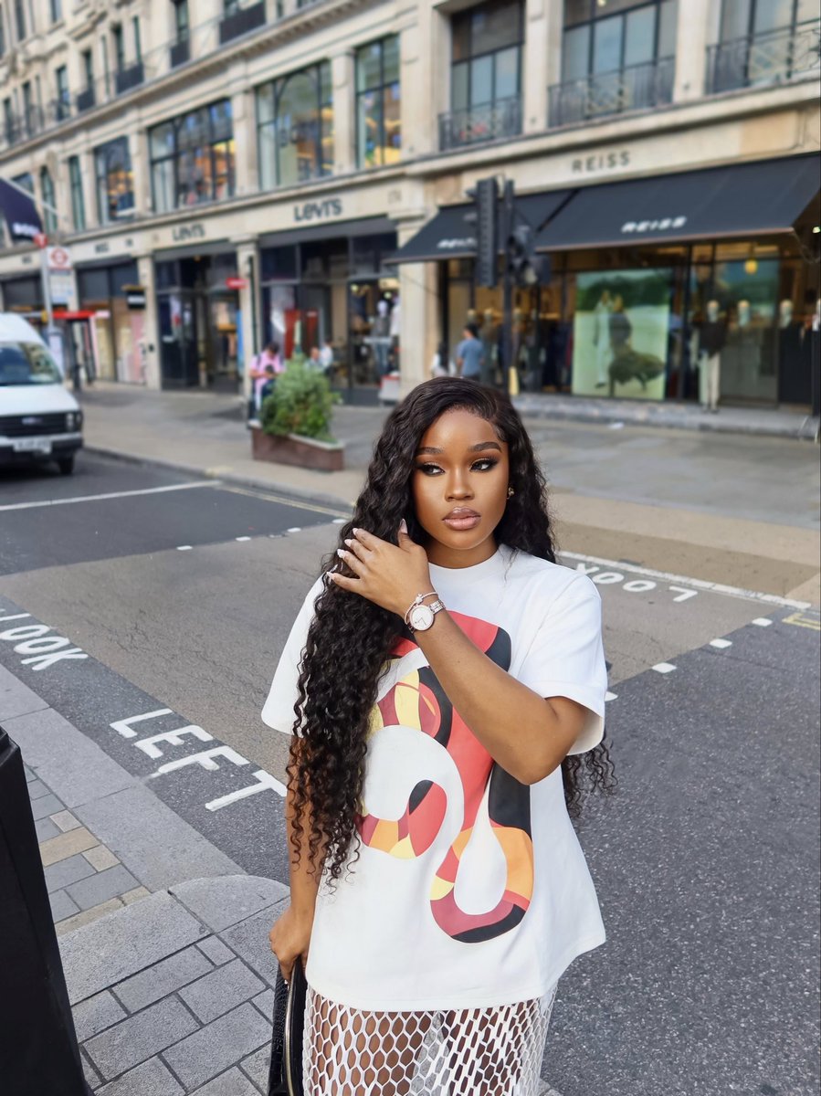 Official_CeeC's tweet photo. Out and about.. https://t.co/cGoH2bwiUT