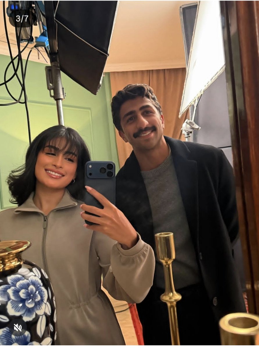 tofa_3_'s tweet photo. فخور في فهد ورهف وبكل شي قاعدين يقدموه من فن راقي وأنهم كانو يمثلون صورة الفنان الخلوق الله لا يضيع لهم تعب ٣ اشهر تصوير يوميا اكثر من ١٣ ساعه بإذن الله مجهودكم ما يروح عبث وتشوفون نجاحات كبيره🤍شكرا على كل شي حلو صنعتو يومنا بكواليس جلد ذات 
@ALSALEH95
#جلد_ذات
@rahafmohammedd https://t.co/cjytUak5IK