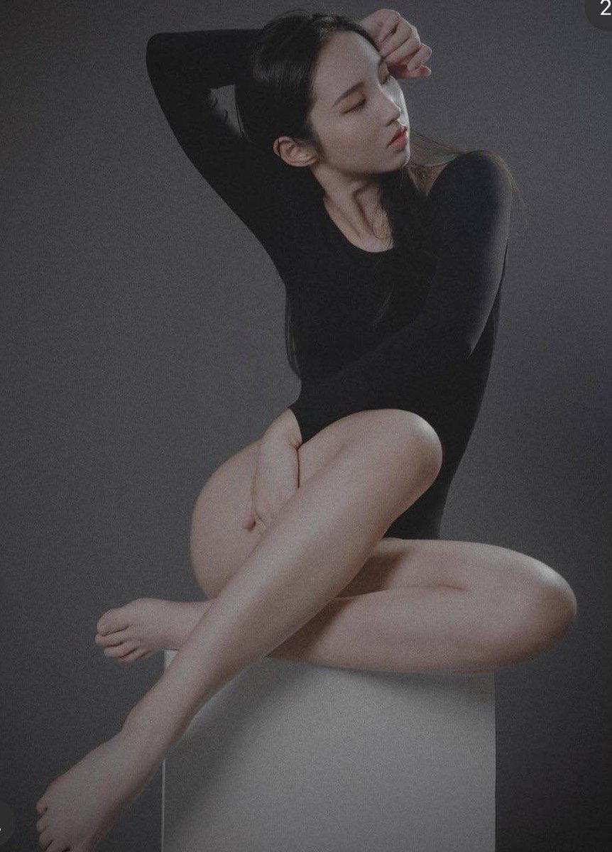 calledQAQ12138's tweet photo. 还有个零散上供的，发了就跑路
#上供 #母猪 #母狗 #骚逼 #反差婊 #骚货 #女m https://t.co/TkMFCMTXLf