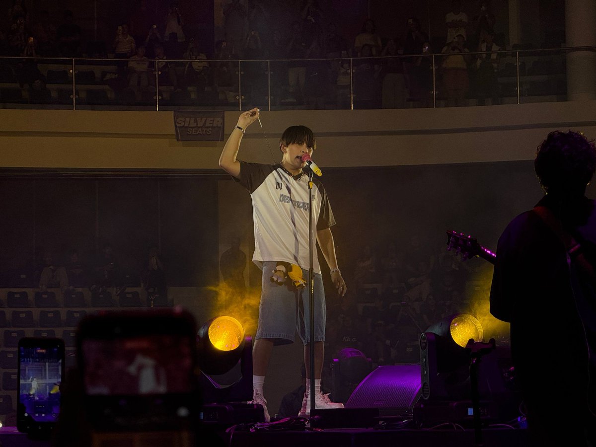 localpopph's tweet photo. #MAKI is now on stage!

#NavotasMusicFest2026 #NavotasMusicFestival https://t.co/hVEqQo0Pw1