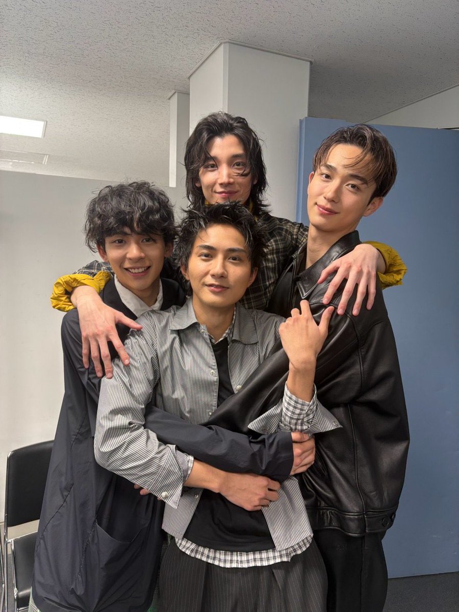 kouta_4you's tweet photo. Forever🤝

#野村康太 #四坂亮翔 #髙橋大翔 #松井大奈 https://t.co/wLECh1Pxpv
